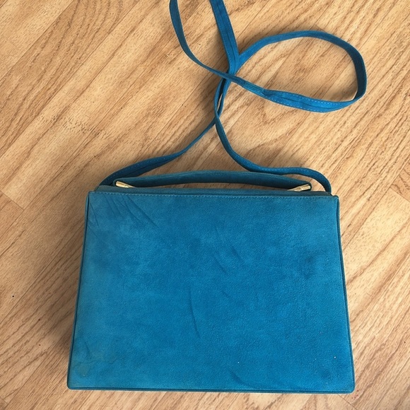 PEGABO Classic blue vintage suede square purse - Picture 2 of 9